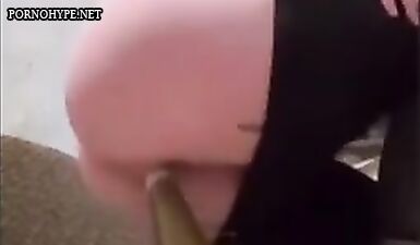 Шлюху Оксану жестко ебут на Азовском пляже до оргазма!