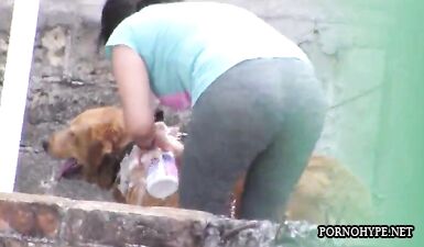 Лосины и минет: домохозяйка в домашнем порно получает оргазм