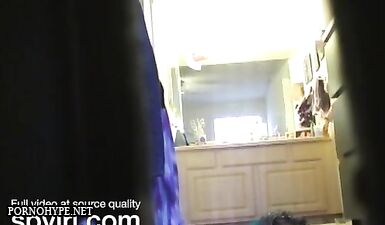 ШОК! Сексуальная шлюха не знает, что ее развлечения попали на скрытую камеру!