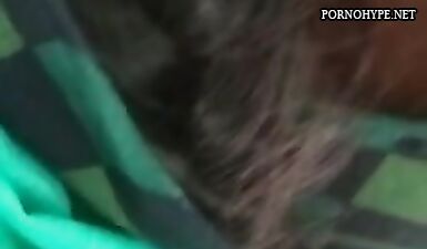 Анальный секс в общественном транспорте: Жопа с косичкой насаживается на толстый член!