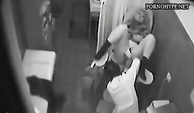 Скрытая камера в гинекологическом кабинете: жесткий трах на работе!