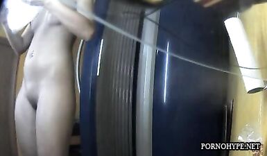 Шпионаж за шлюхами на скрытой камере: грязное видео для возбуждения