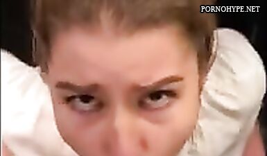 Горячая уборка: оральный экстаз вместо обычной чистки зубов!