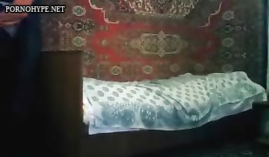 Домашний секс любовников скрытой мини камерой в спальне