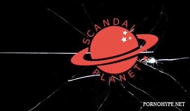 Сексуальная сцена с Эшли Догерти в «Роковом патруле»: жесткий интим!