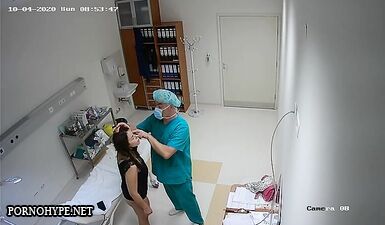 Скрытая камера у врача-проктолога: осмотр анального отверстия в деталях!